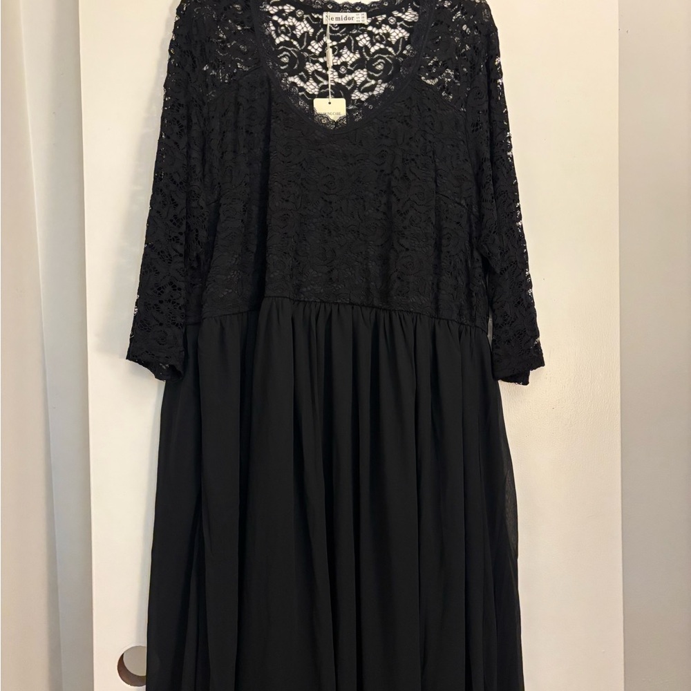 Elegant Black Lace Dress